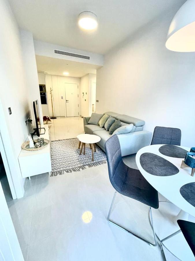 Luxury Apartment Torrevieja Eksteriør billede